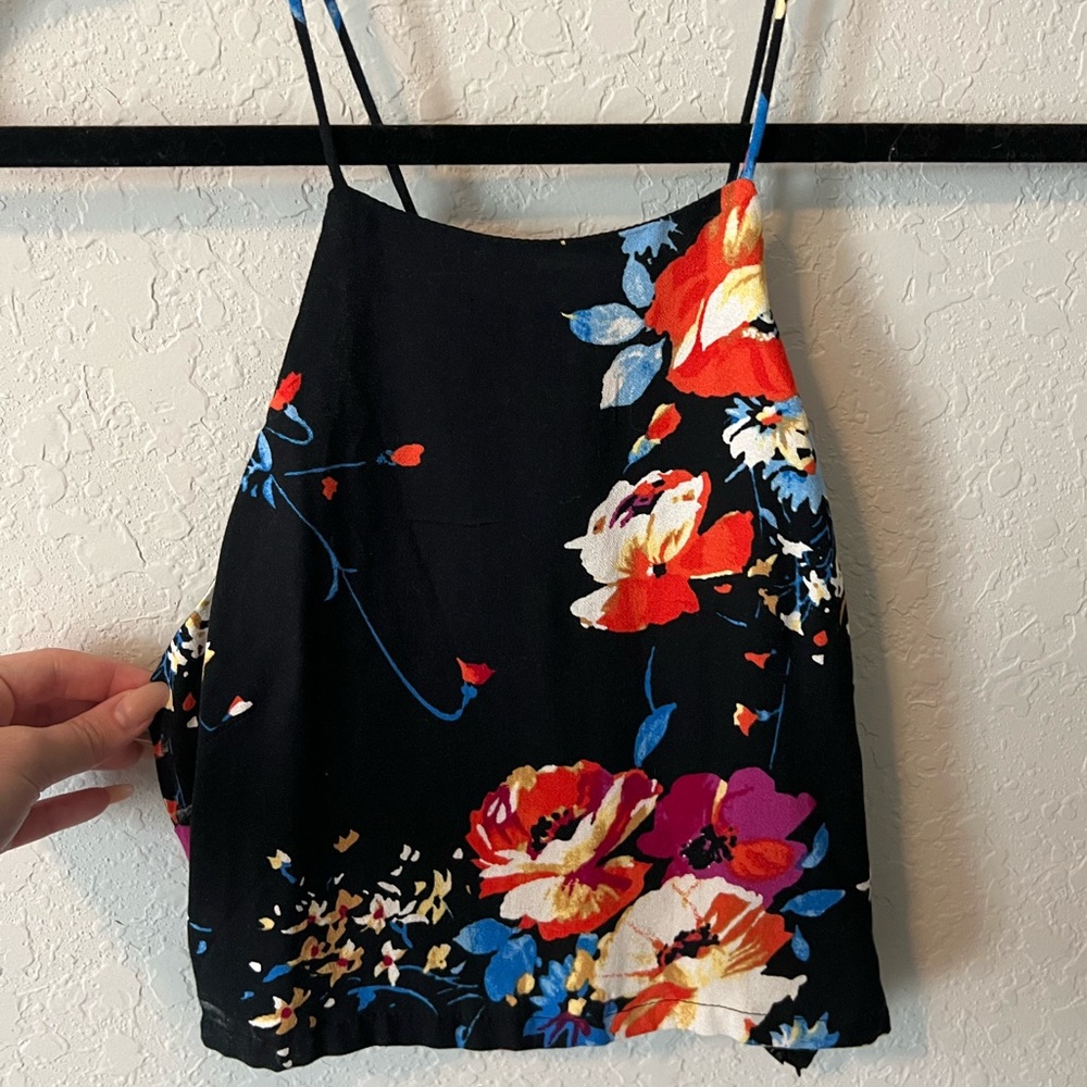 Halter Tank